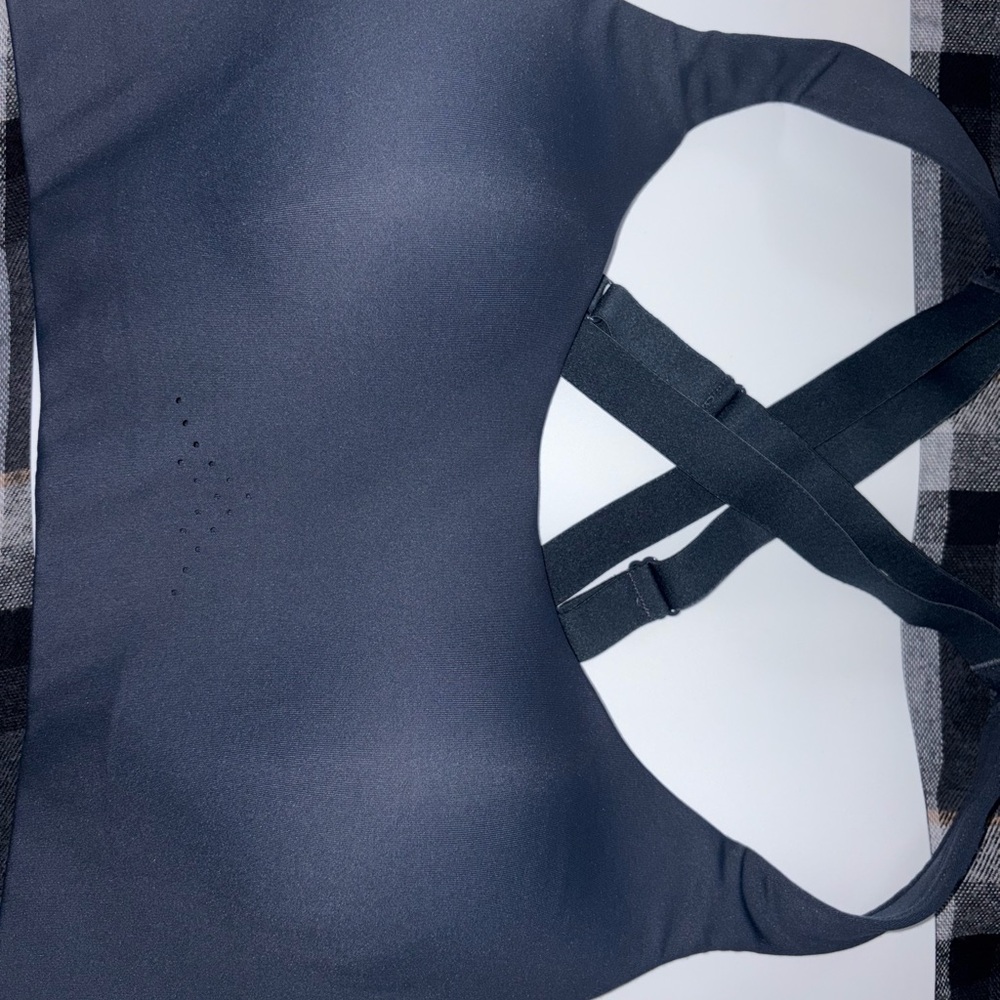 Black Crossback Sports Bra